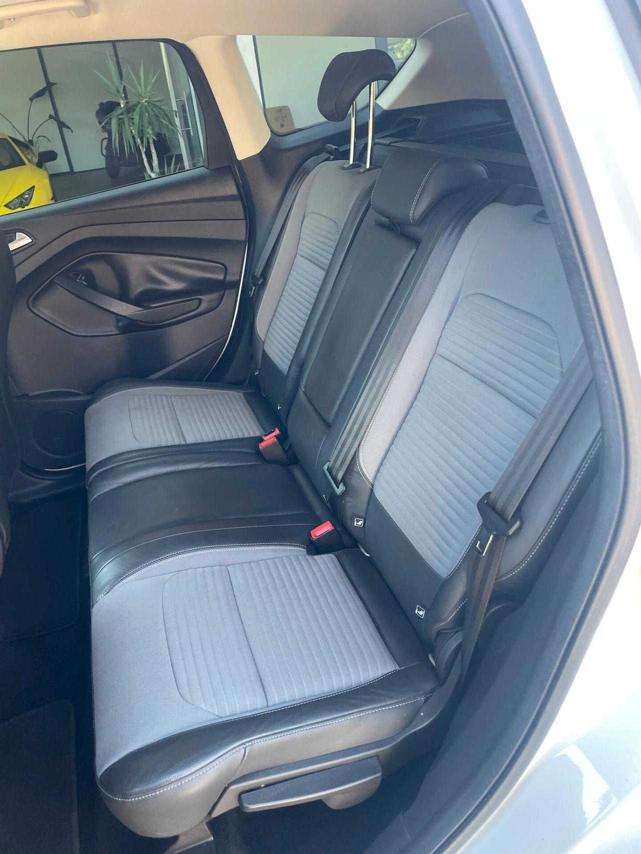 Ford Kuga 2.0 TDCI 150 CV S&S 4WD Titanium