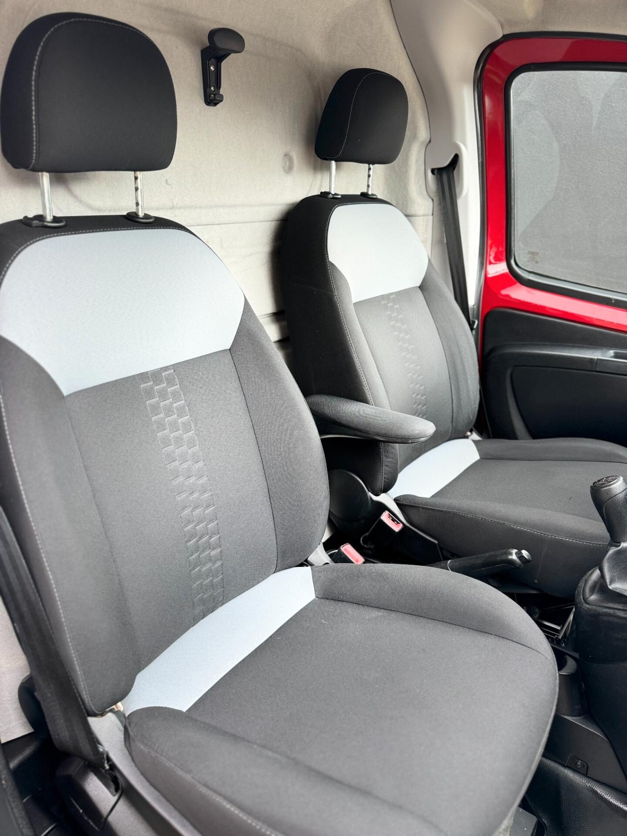 Fiat Fiorino 1.3 MJT 95CV Cargo Adventure