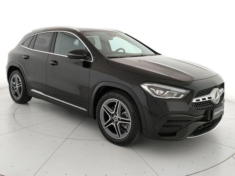 Mercedes-Benz GLA GLA 200 d Automatic Premium