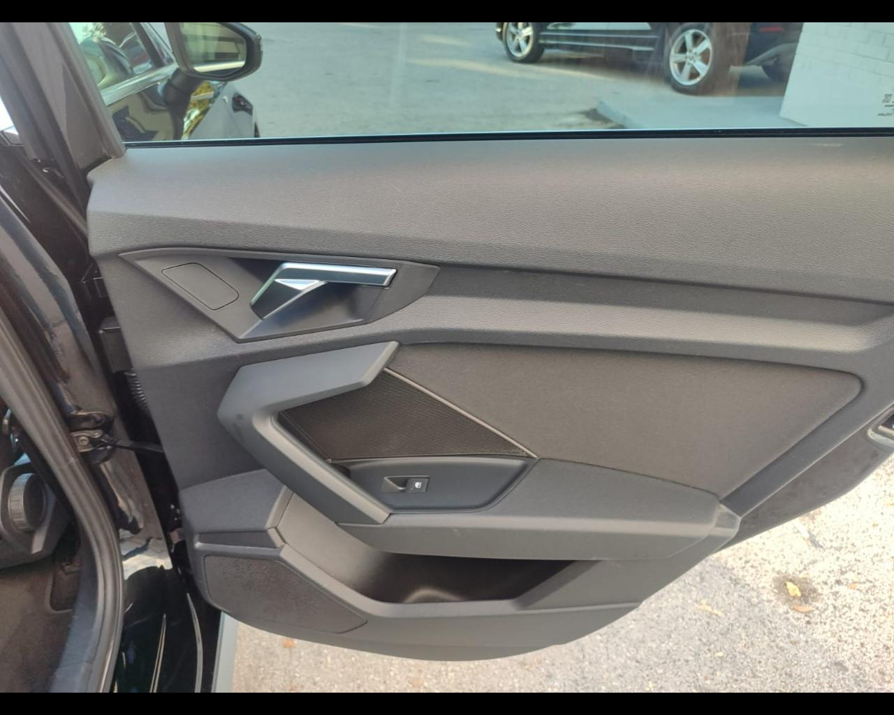 AUDI A3 SPB 30 TDI S line edition