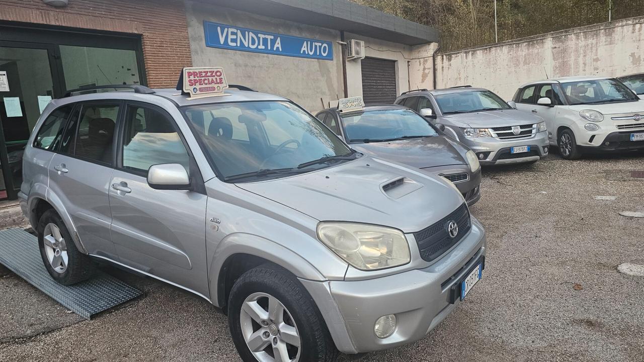 Toyota RAV 4 RAV4 2.0 Tdi D-4D cat 5 porte Sol
