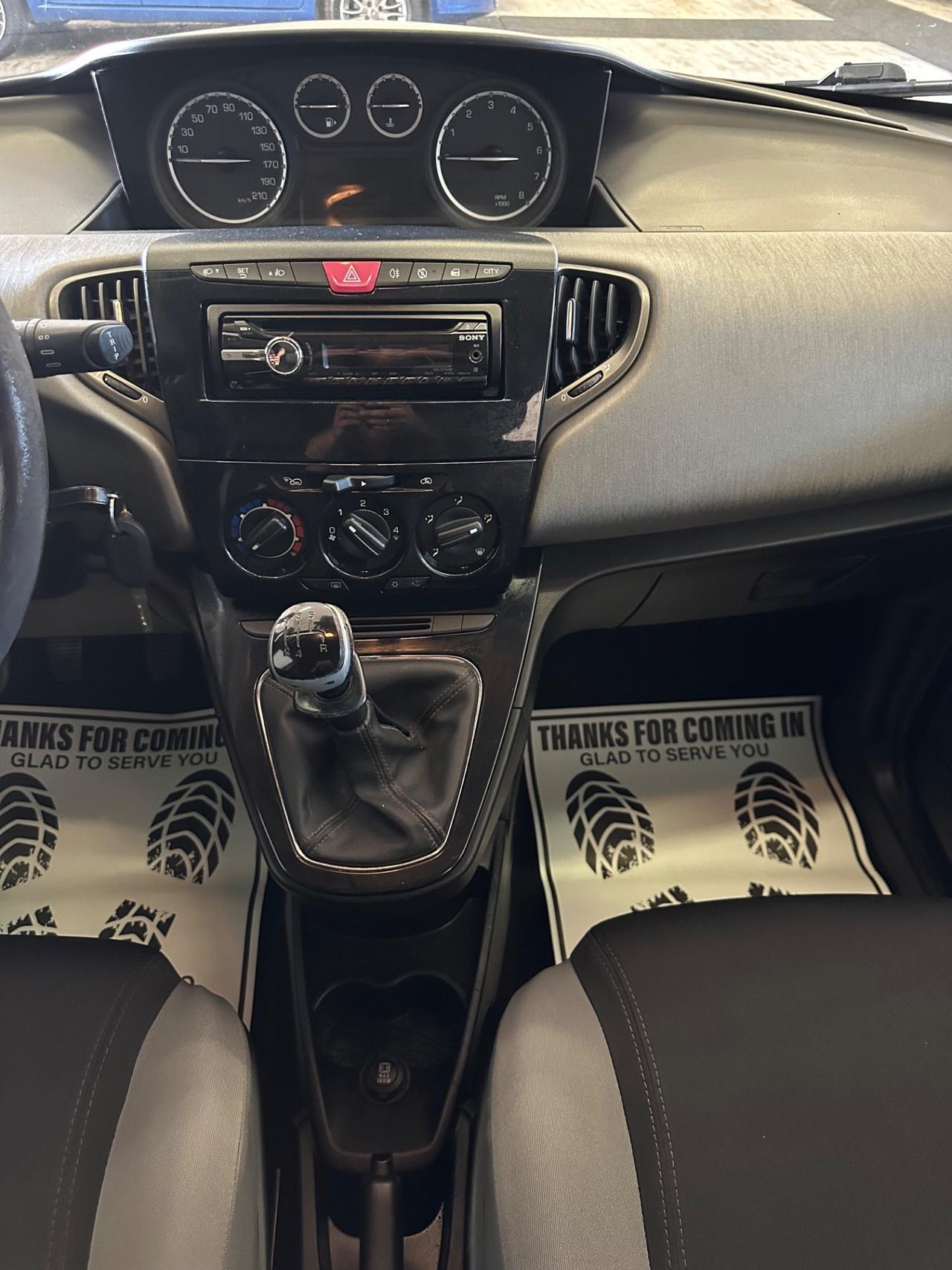 Lancia Ypsilon 1.2 Benzina 5 porte S&S Platinum Ok Neopatentati