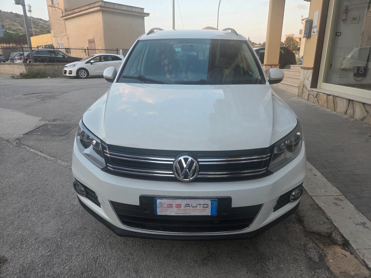 VW TIGUAN 2.0 TDI ANNO 2012 PARK ASSIST KMCERT