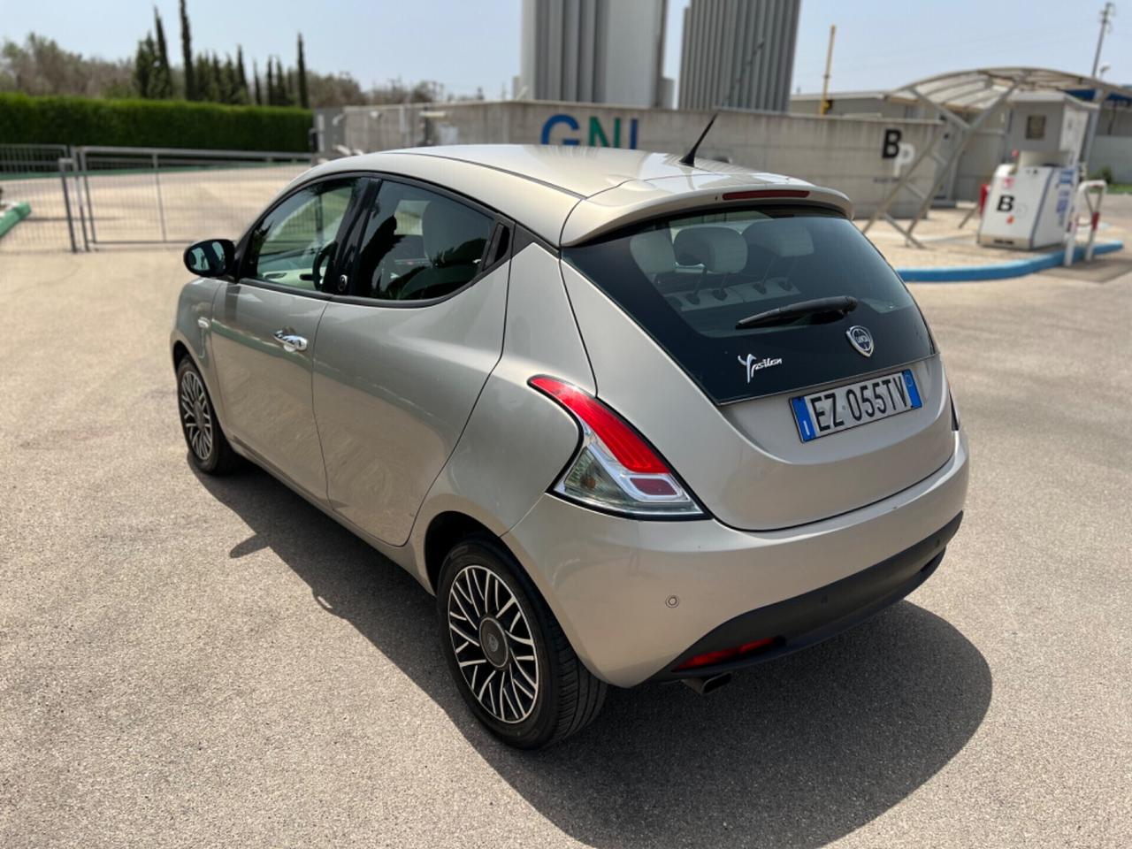 Lancia Ypsilon 1.3 MJT 16V 95 CV 5P S&S Elle