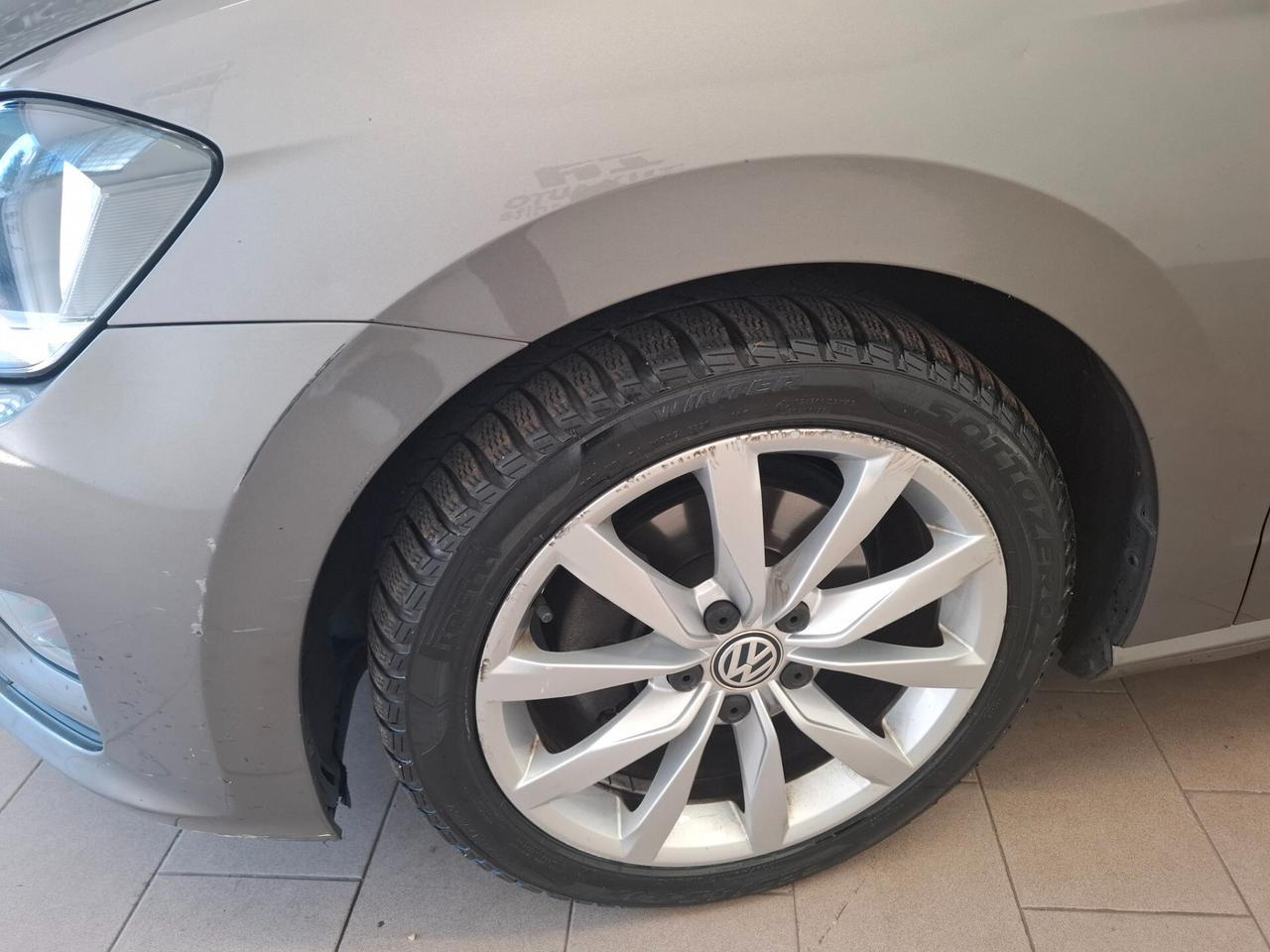 Volkswagen Golf Variant Sportsvan 1.6 TDI 110 CV DSG Executive BlueMotion Tech.
