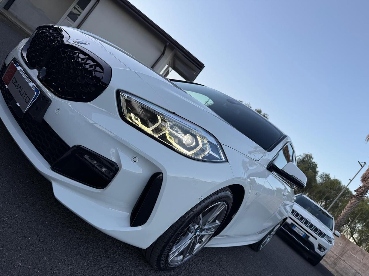 Bmw 118 118d 5p. Msport