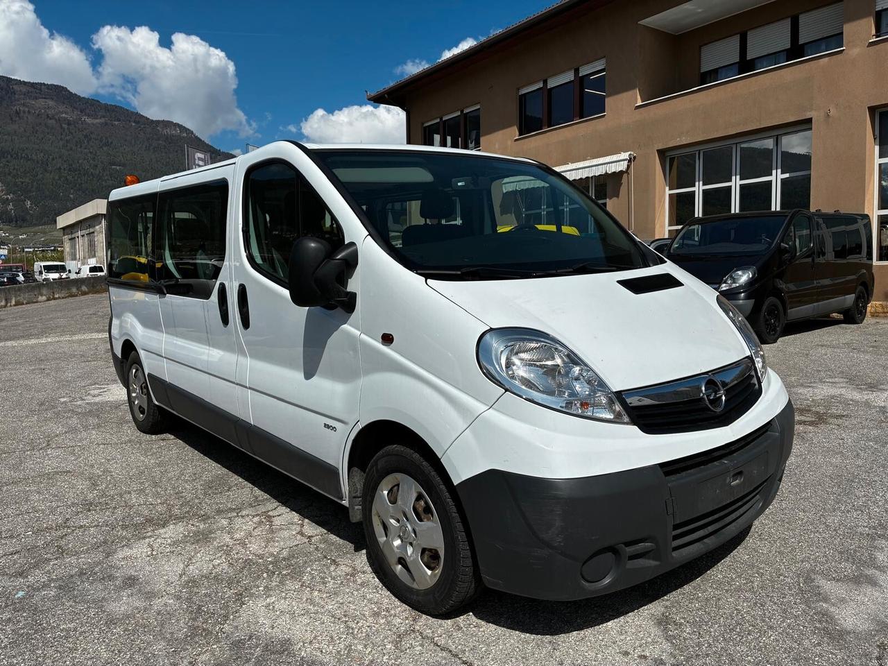 OPEL VIVARO 9POSTI 2.0 DCI PASSO LUNGO - GANCIO TRAINO