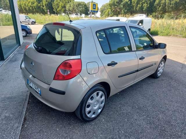 Renault Clio Clio III 2005 5p 1.2 16v Dynamique