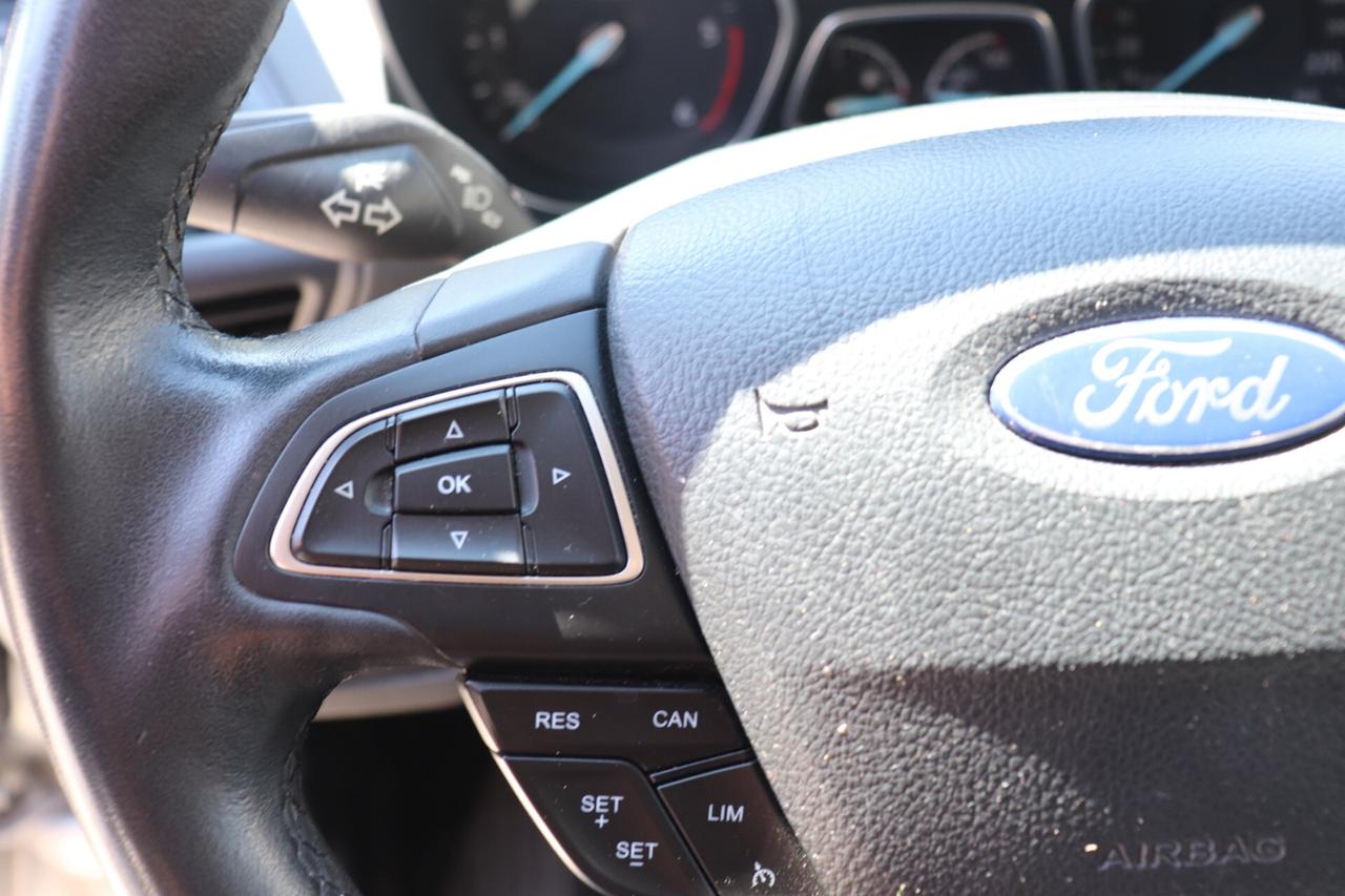 Ford Kuga 2.0 TDCI 120 CV S&S 2WD Powershift Business
