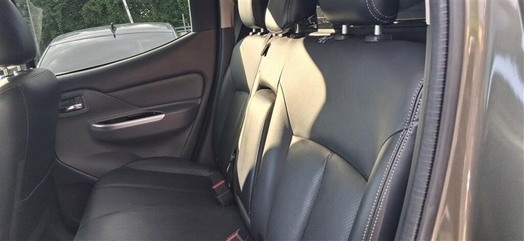 Mitsubishi L200 Double Cab 2.4 DI-D Mivec Intense Diamond Pack Auto