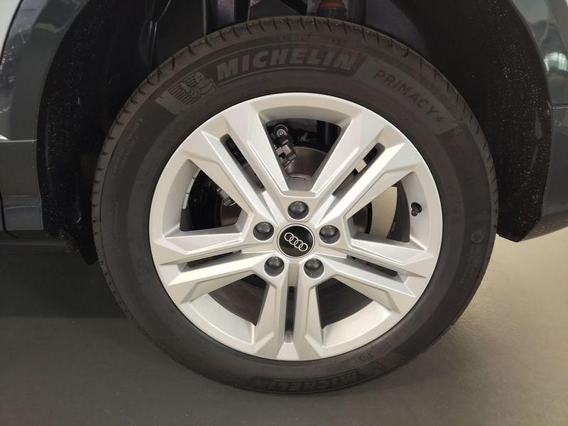 Audi Q2 35 TDI S tronic Business Advanced