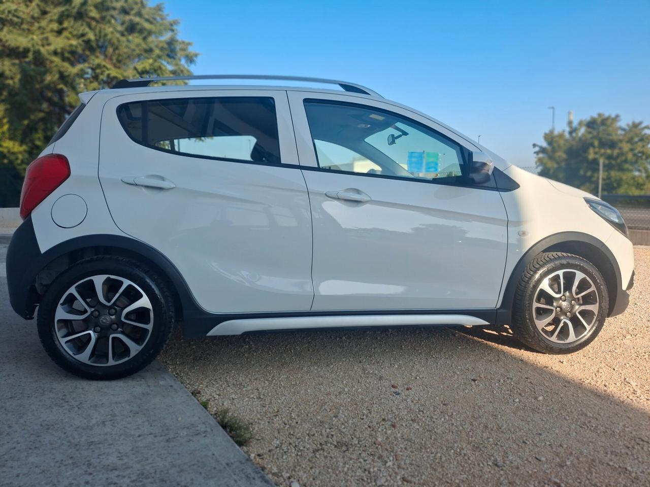 Opel Karl Rocks 1.0 GPL