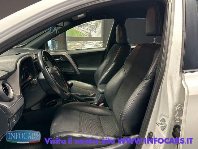 TOYOTA RAV 4 2.0 D-4D 2WD Business - GANCIO TRAINO