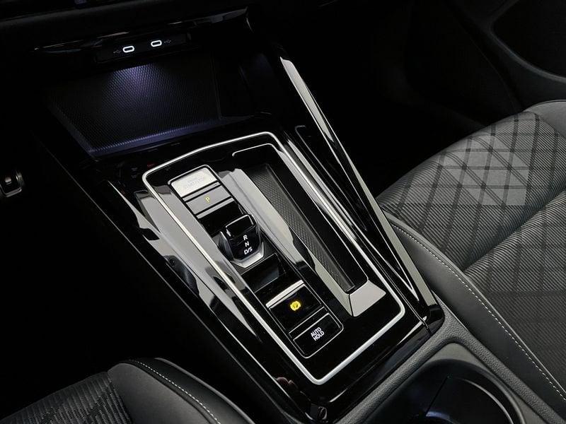 Volkswagen Golf Golf 2.0 TDI 150 CV DSG SCR R-Line