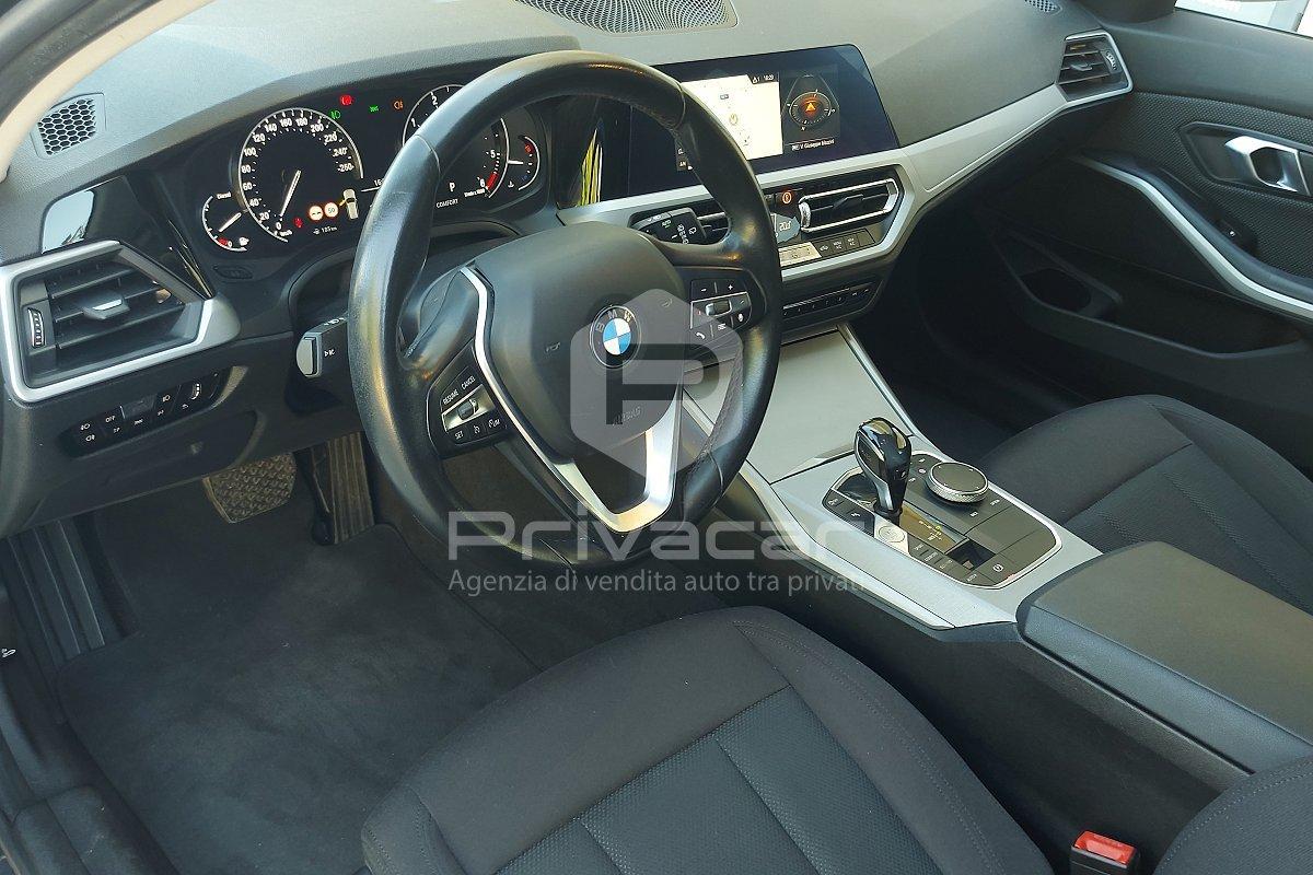 BMW 320d 48V Touring Business Advantage