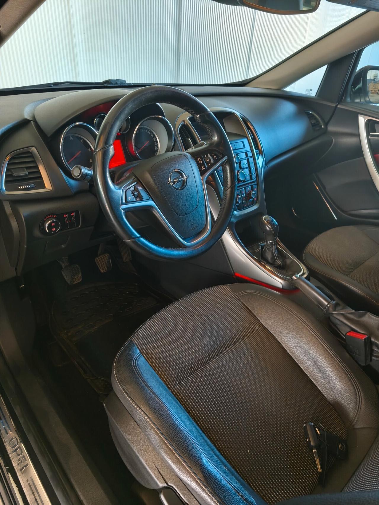 Opel Astra 1.7 CDTI 110CV 5 porte