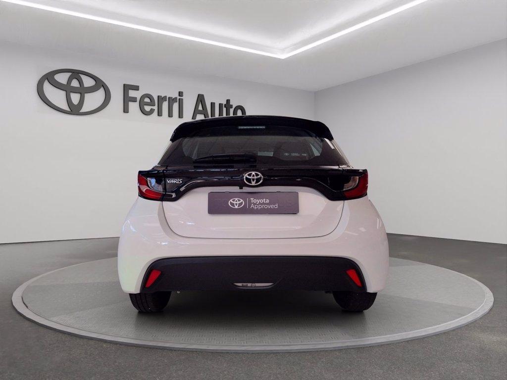 TOYOTA Yaris 1.0 active del 2022