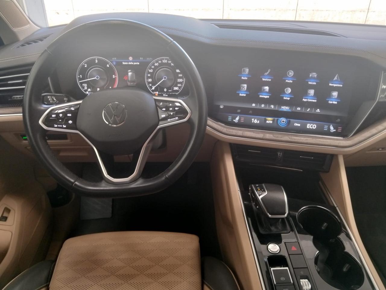 Volkswagen Touareg 3.0 V6 TDI SCR Atmosphere