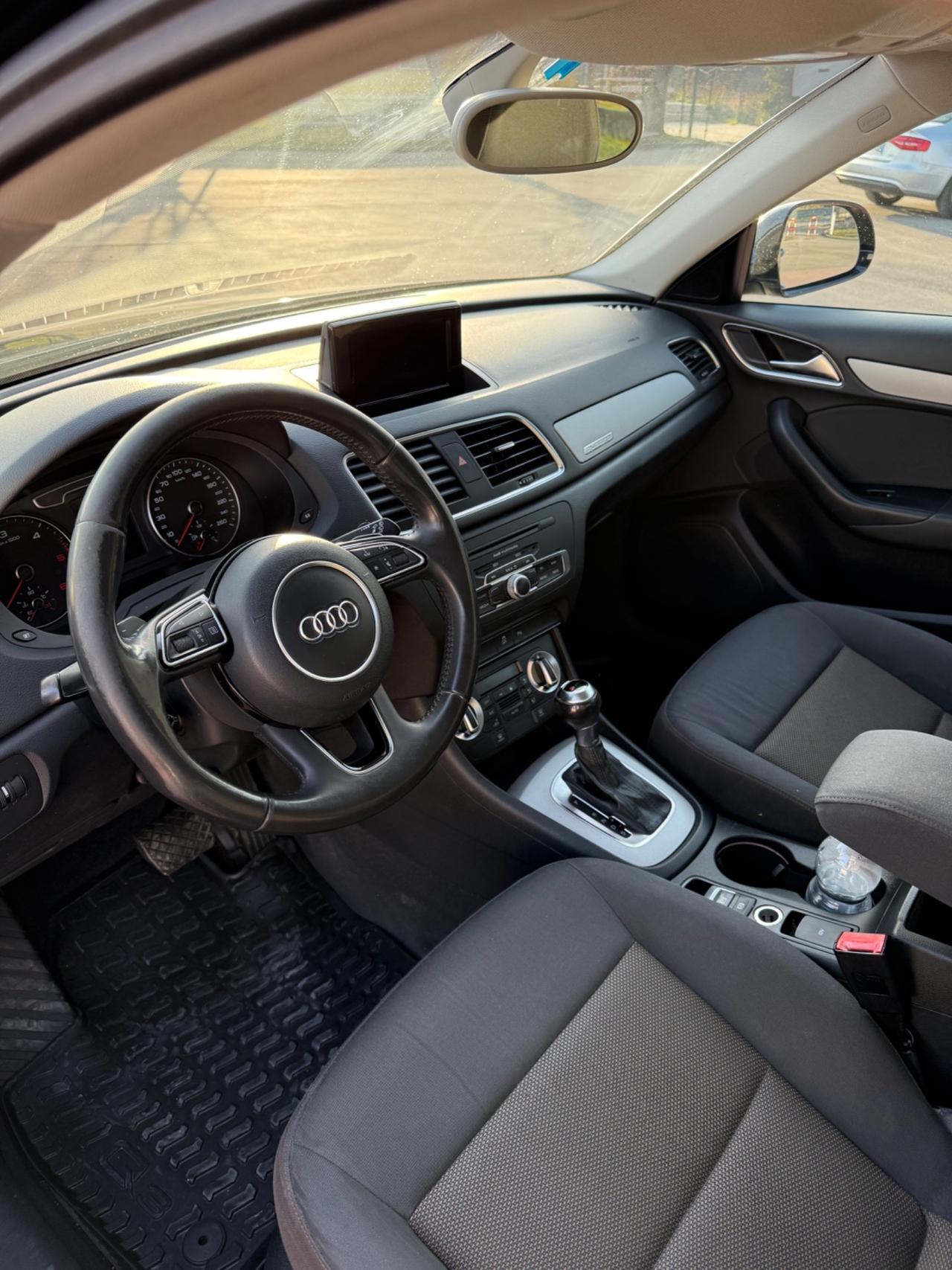 Audi Q3 2.0 TDI S Line Edition