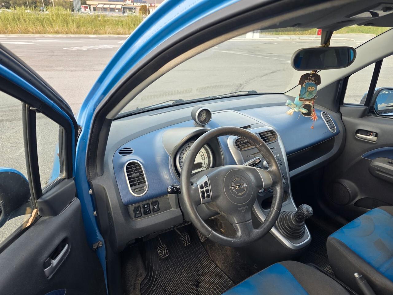 Opel Agila 1.0 benzina neopatentati