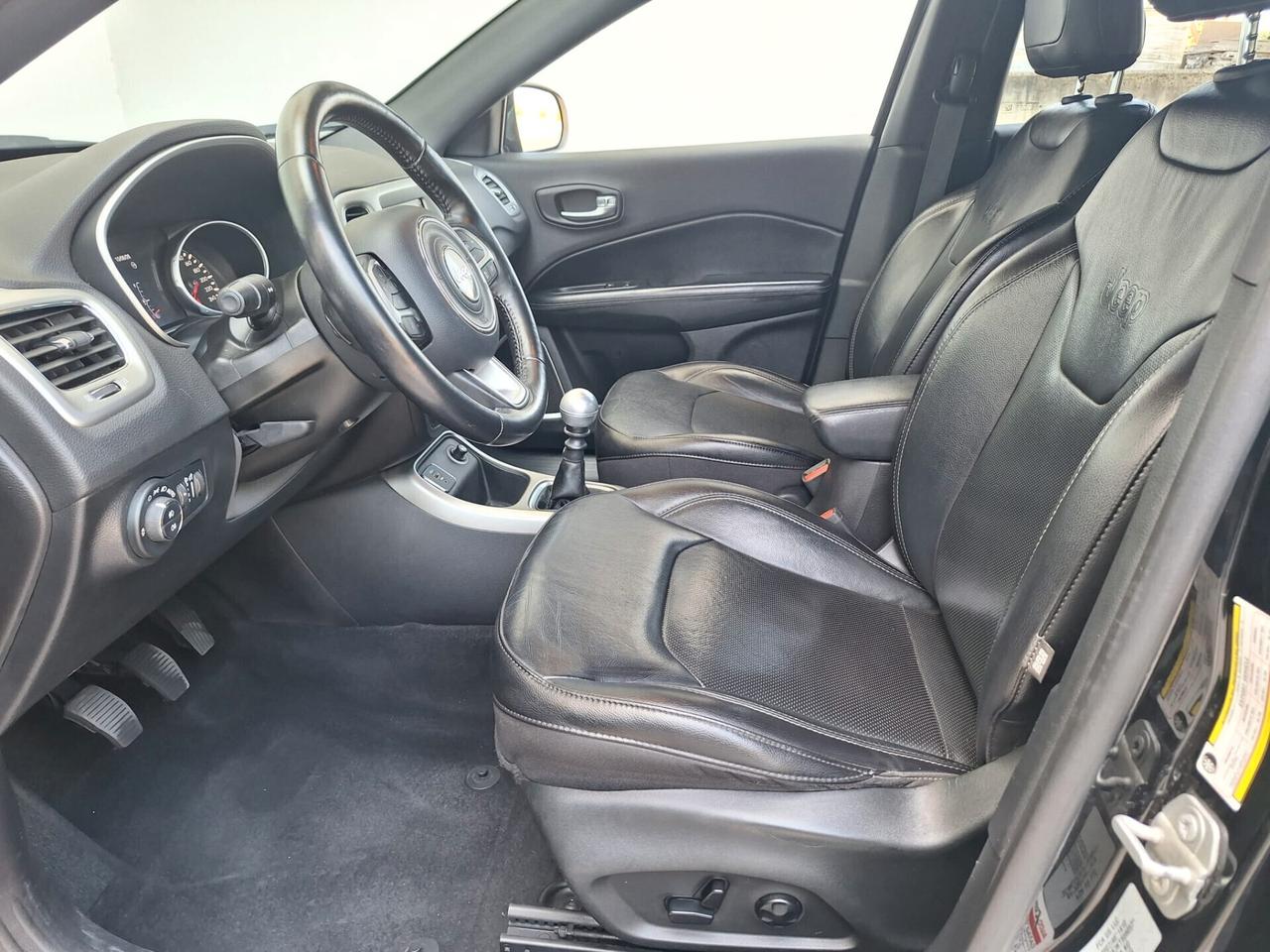 @ Jeep Compass 1.6 .Limited Sport