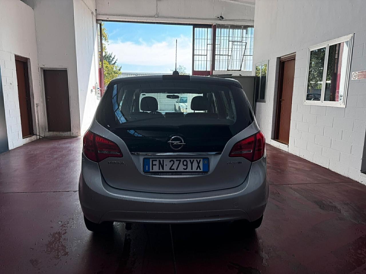 Opel Meriva 1.6 cdti STARTeSTOP COSMO NEOPAT e 6b può circolare dappertutto