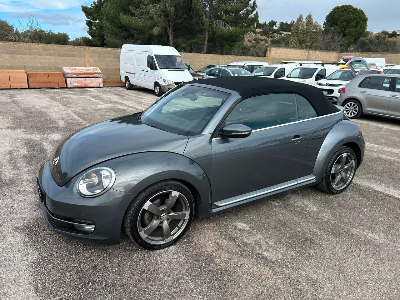 Volkswagen Maggiolino Cabrio 1.6 TDI 105cv