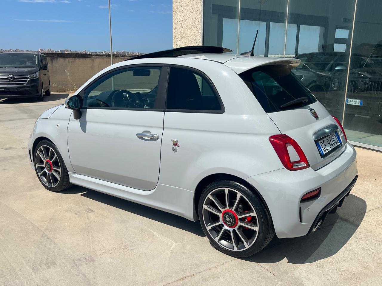 Abarth 595 1.4 Turbo T-Jet 165 CV Turismo