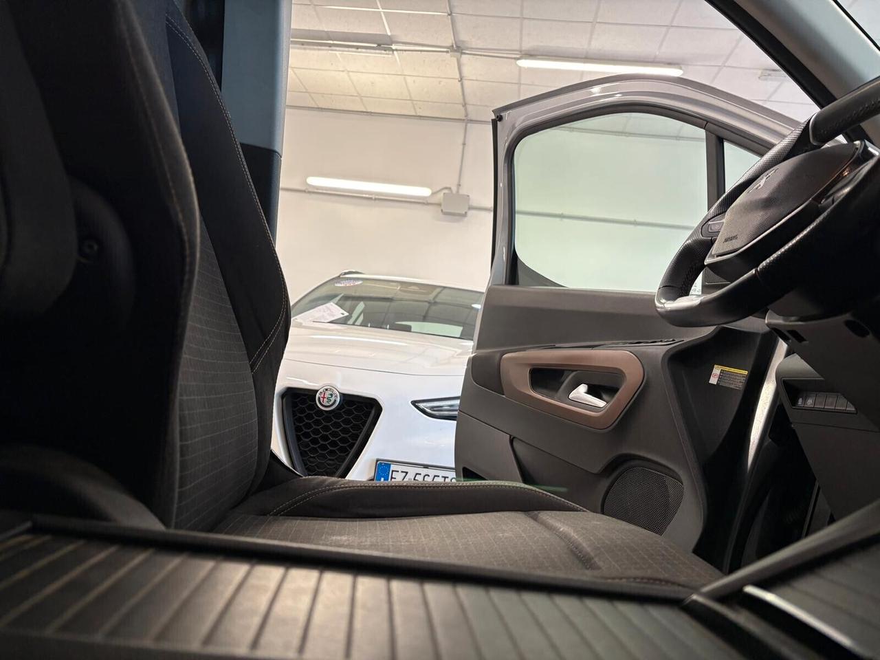 Peugeot Rifter GT LINE BlueHDi 100 Standard SPOTICAR