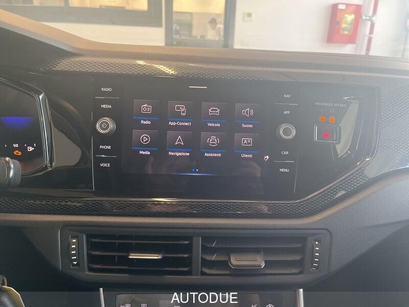 Volkswagen Polo VI 2022 1.0 tsi Life 95cv dsg