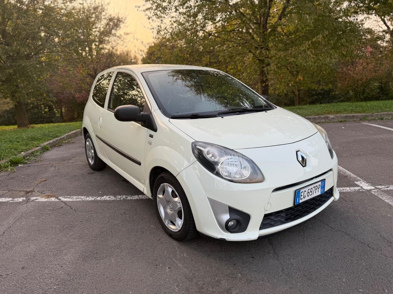Renault Twingo 1.2 16V LEV Miss Sixty