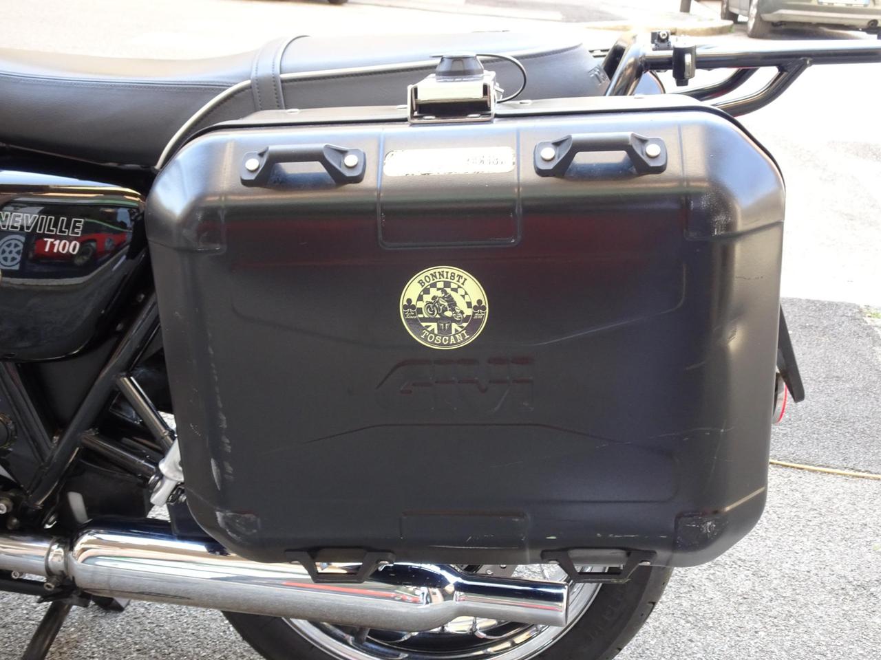 Triumph Bonneville T100 Black Special Edition