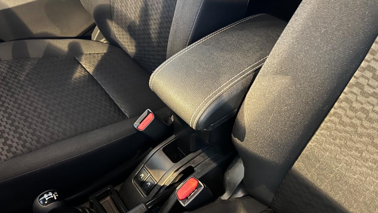 Suzuki Jimny 1.5 5MT PRO (N1)