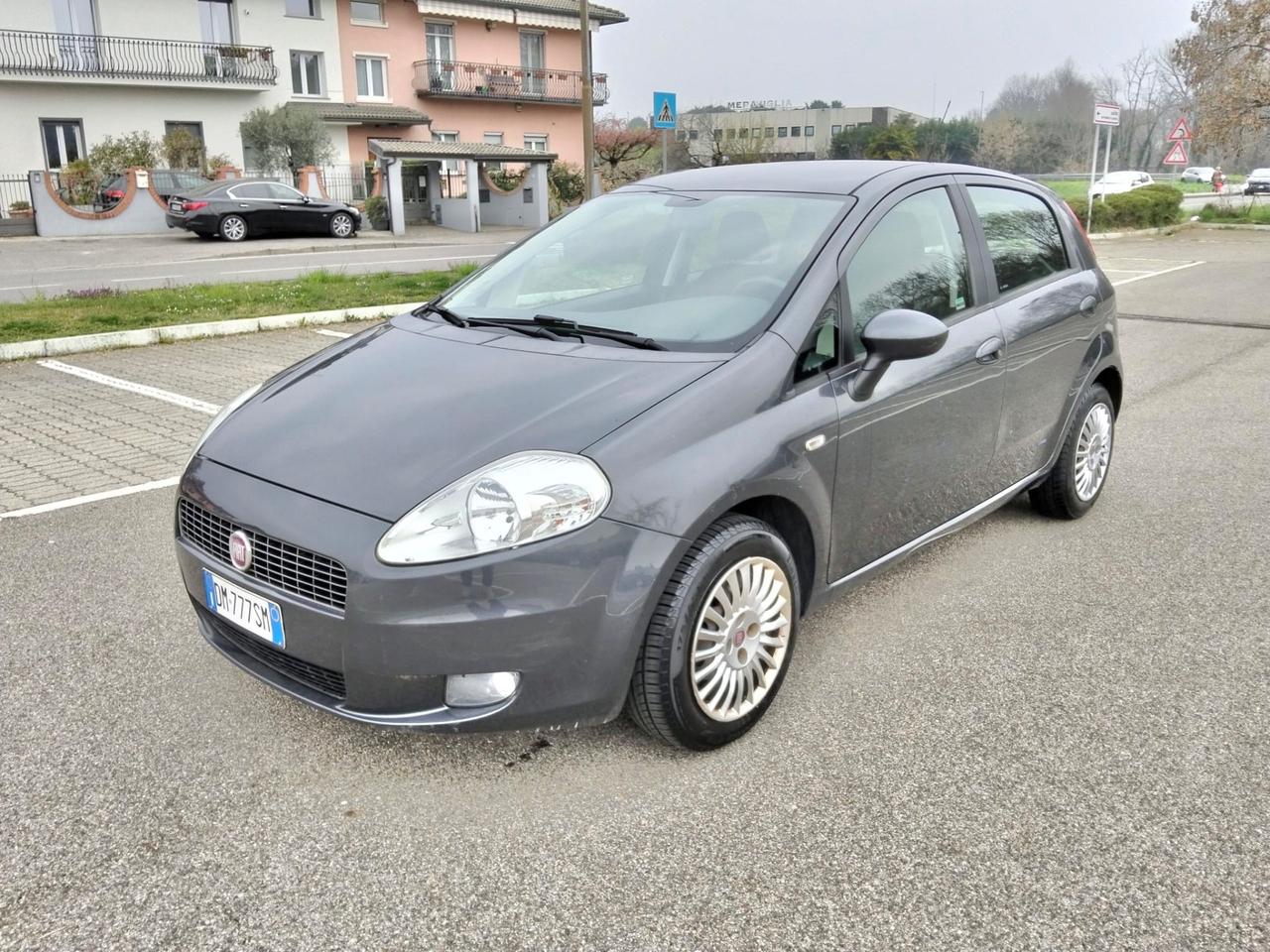 Fiat Grande Punto 1.4 5 porte 77Cv*City*Neopatentati
