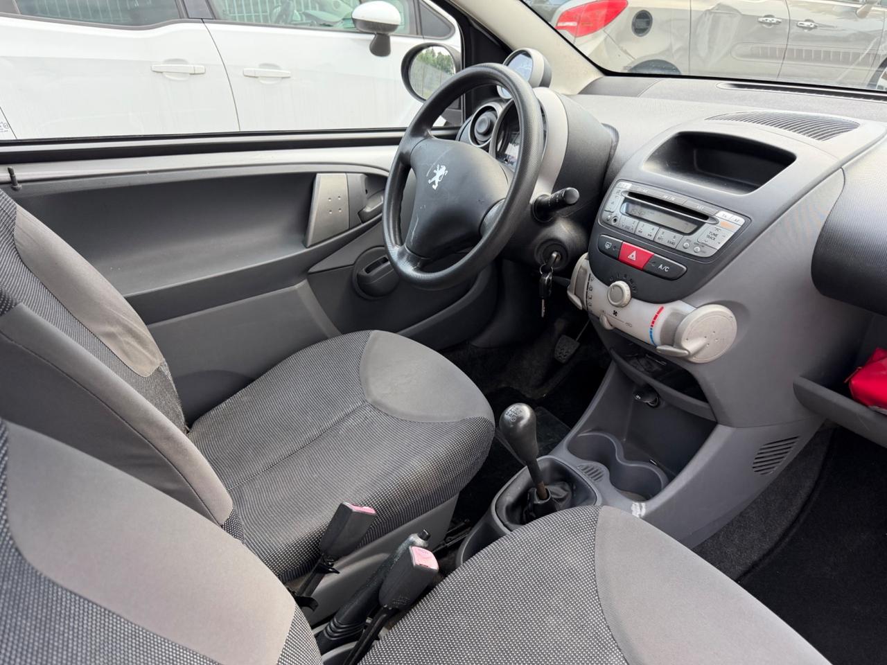 Peugeot 107 1.0 68CV 3p. Sweet Years