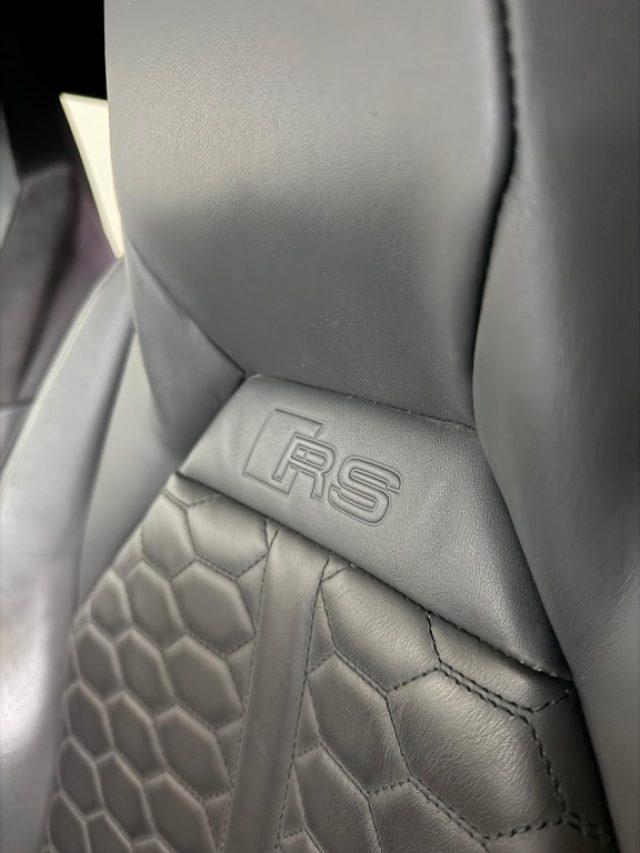 AUDI RS Q3 SPB quattro S tronic //BELL1SS1MO//