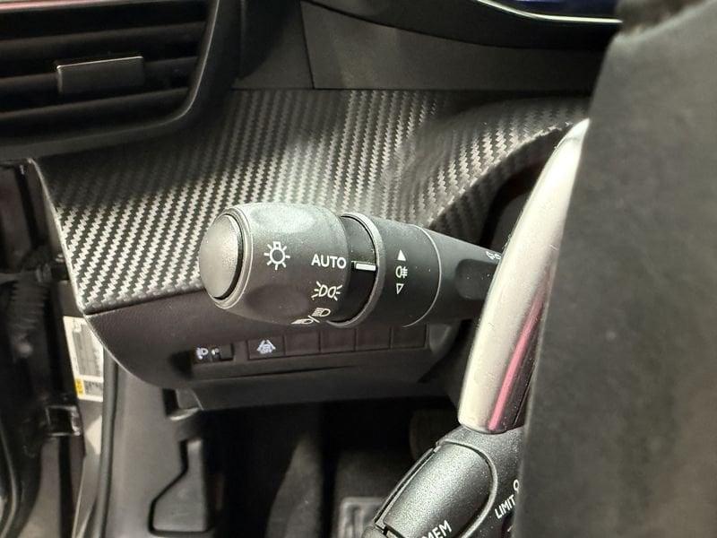 Peugeot 2008 PureTech 130 S&S EAT8 Allure Pack