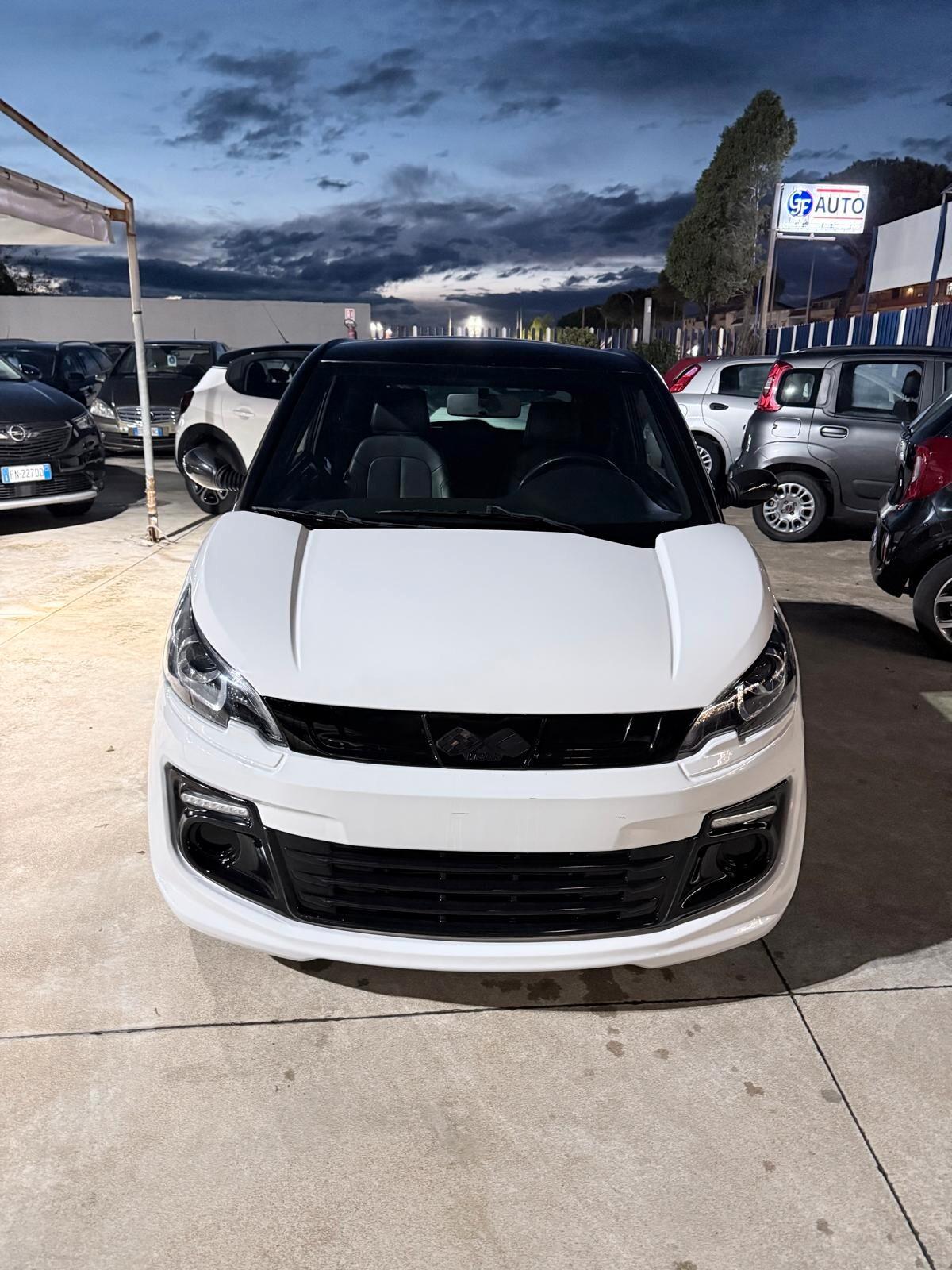 Ligier JS JS50 Progress Young B&W