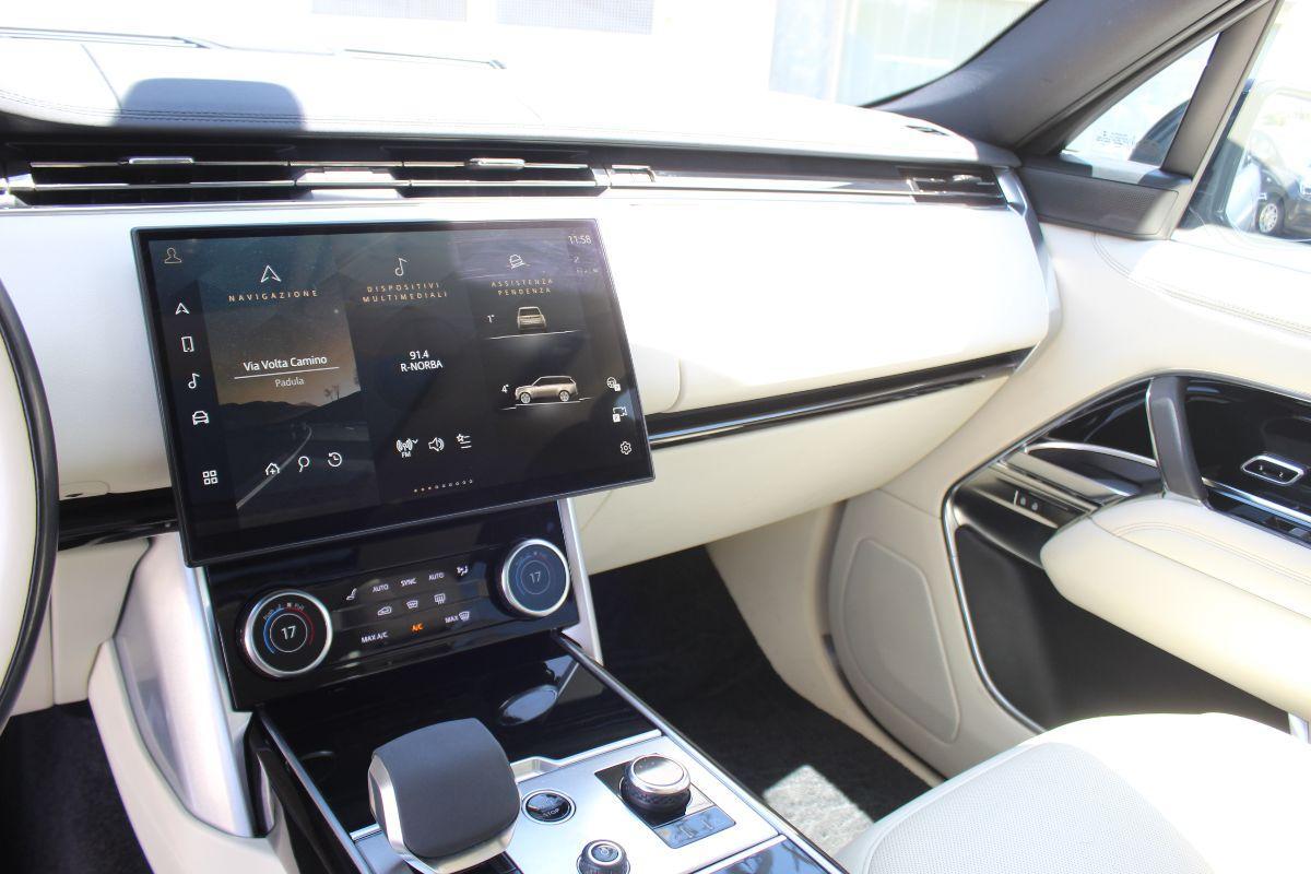 LAND ROVER - Range Rover - 3.0 I6 MHEV Vogue LWB