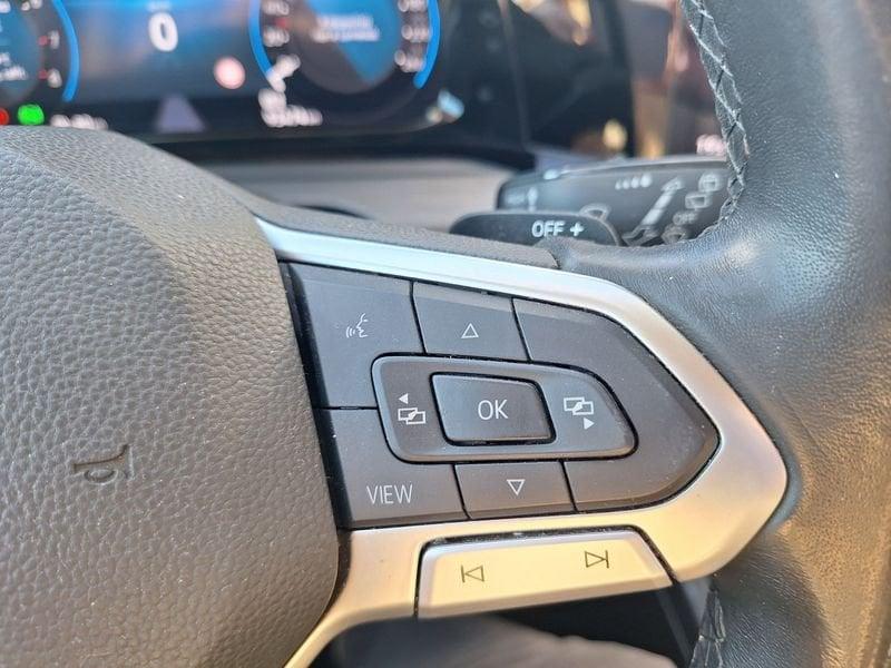 Volkswagen Golf Golf 1.5 eTSI 130 CV EVO ACT DSG Style