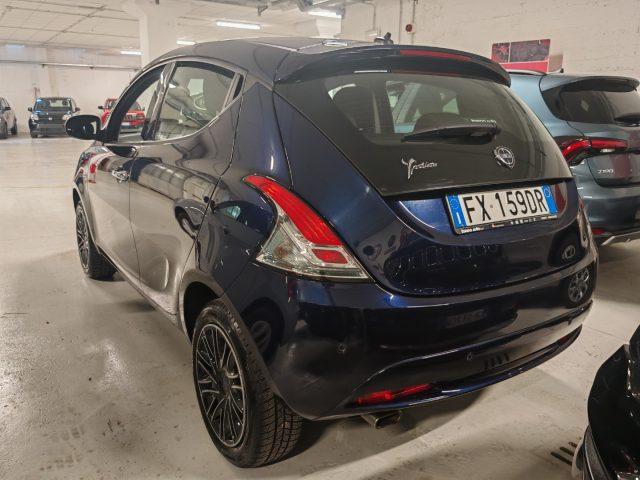 LANCIA Ypsilon 1.2 69 CV 5 porte Gold