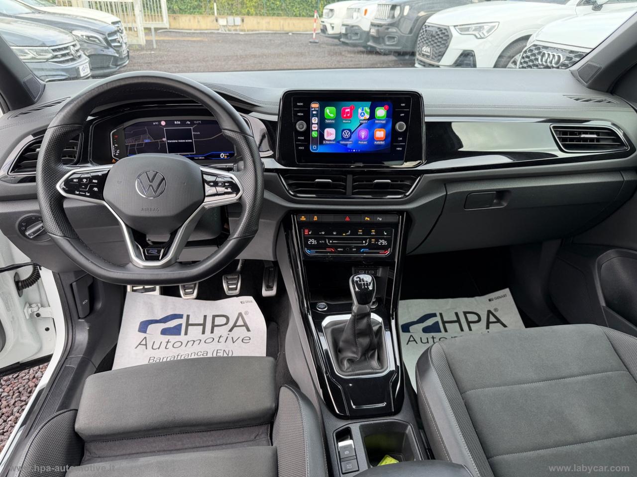 VOLKSWAGEN T-Roc 2.0TDI R-LINE NAVI LED PELLE MATRIX