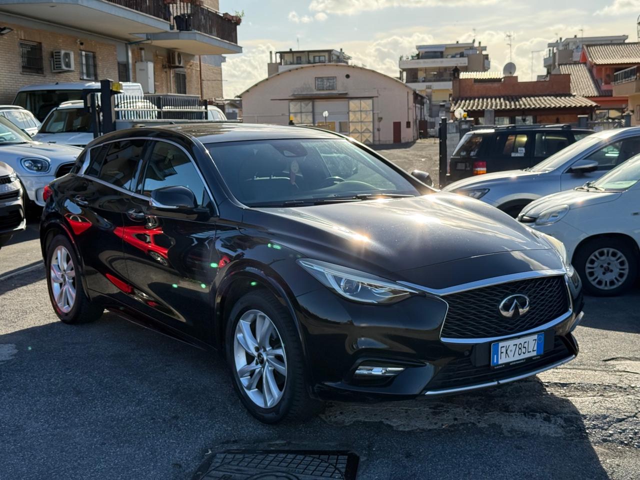 Infiniti Q30 1.5d Business 109cv
