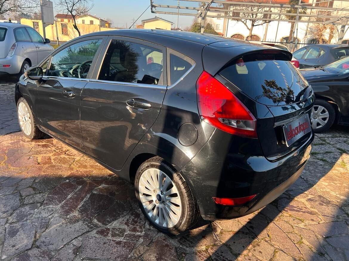Ford Fiesta 1.4 5 porte Bz.- GPL Titanium