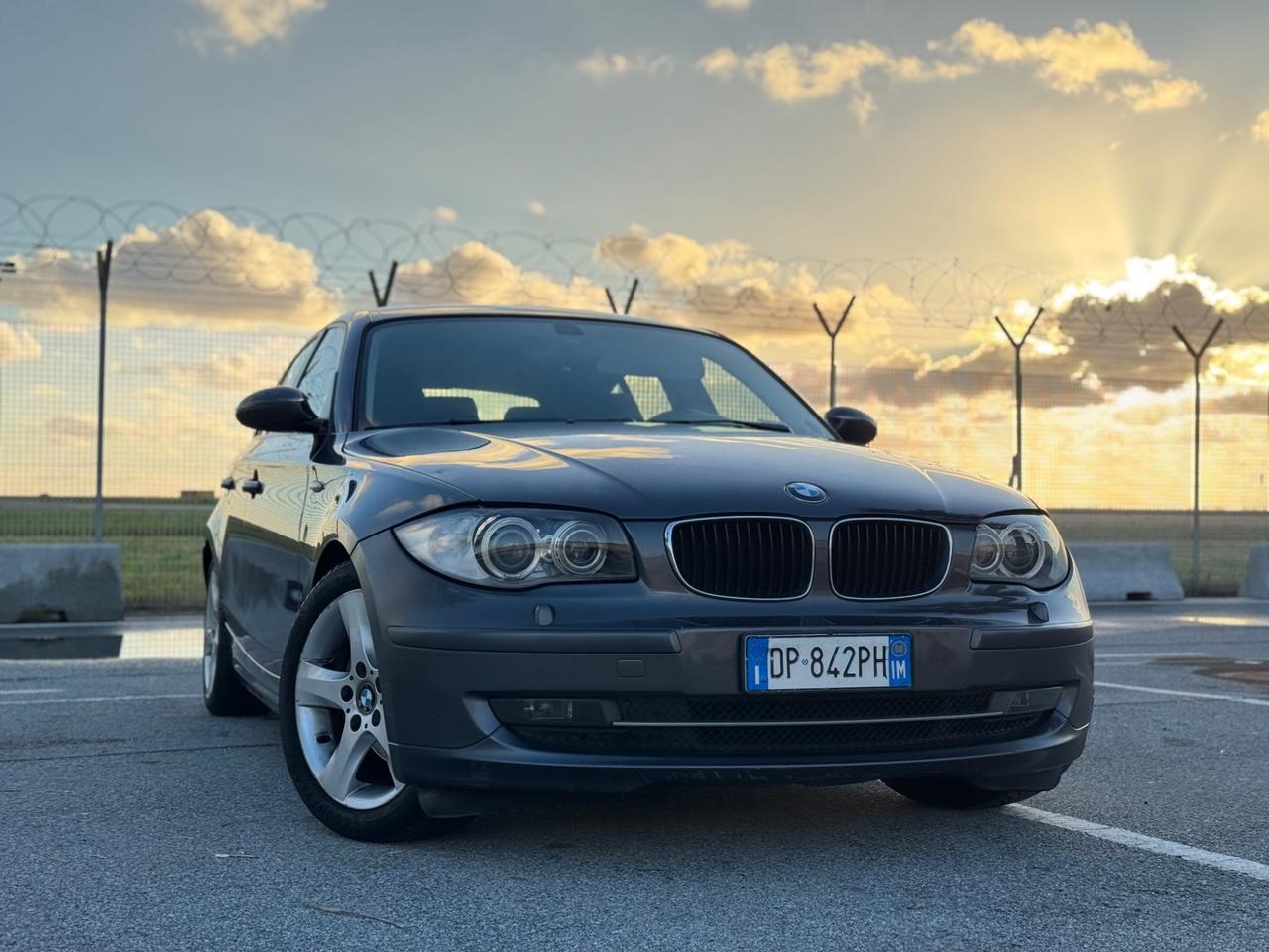 BMW 118i BENZINA FUTURA 2008 12 MESI DI GARANZIA