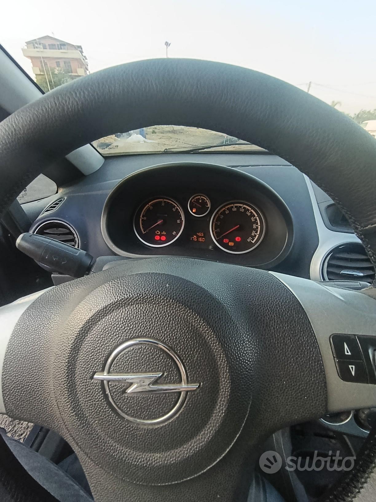 Opel corsa 1.3mjt