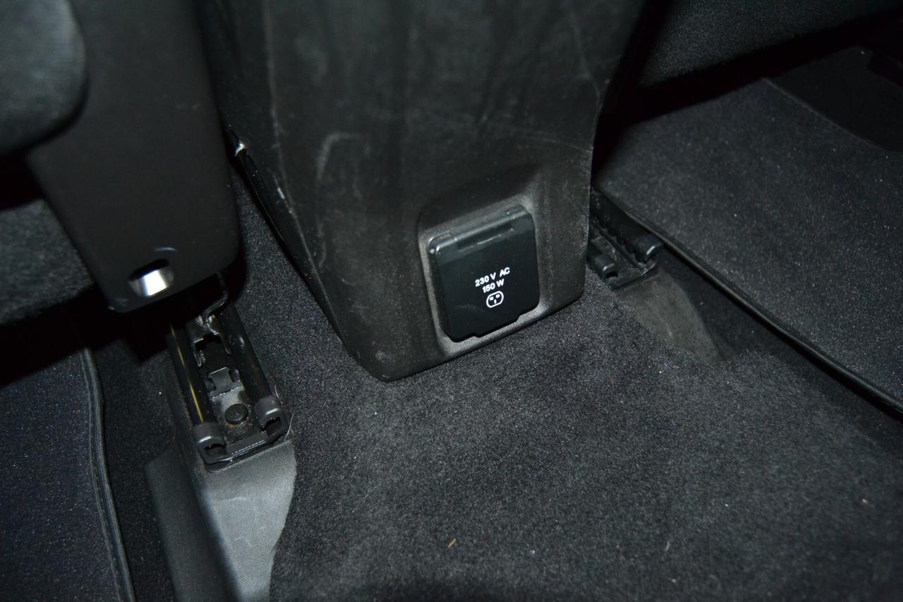 Jeep Renegade 1.6 Mjt 120 CV Limited Navi/XENON/E6