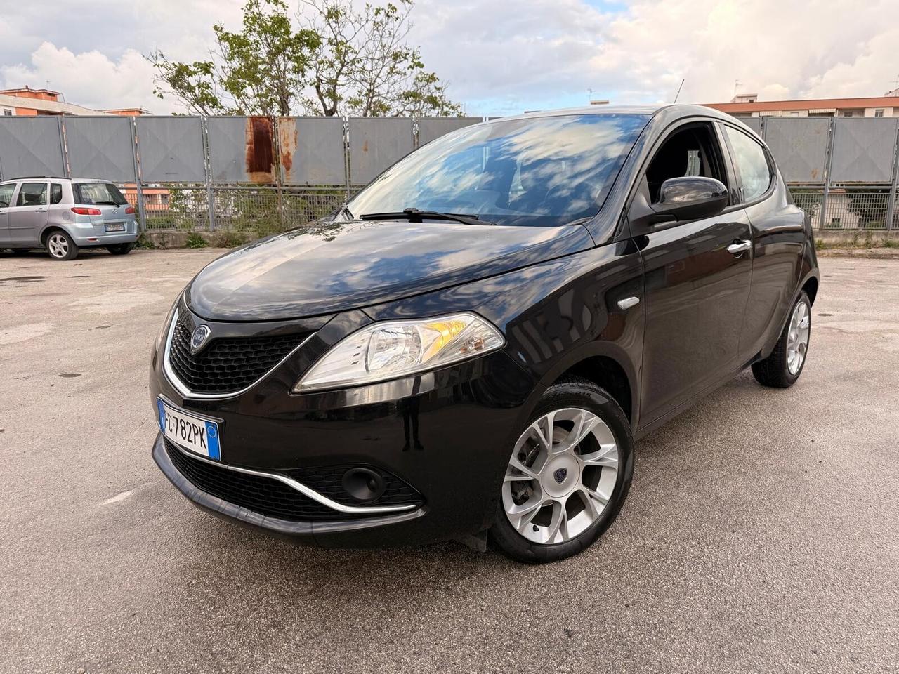 Lancia Ypsilon 1.3 MJT 16V 95 CV 5 porte S&S Platinum