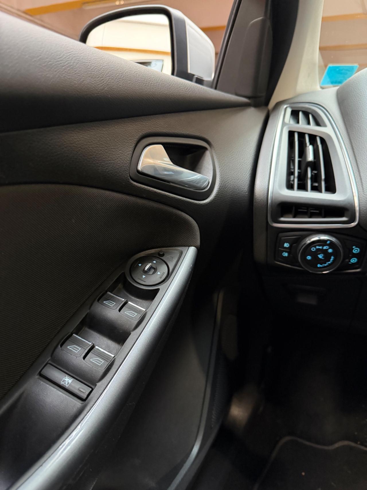 Ford Focus 1.6 Titanium Euro 5