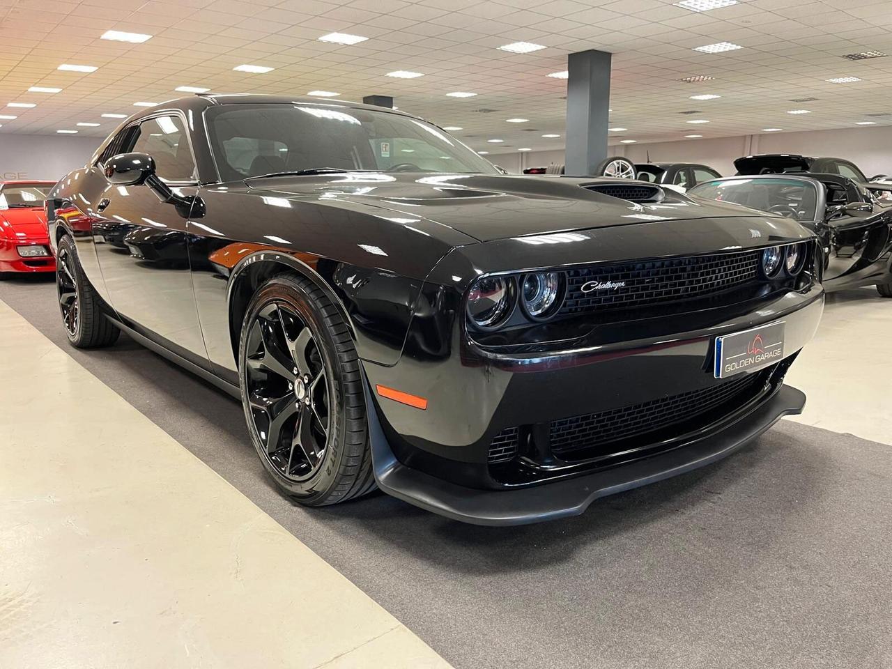 Dodge Challenger V6 3.6 STX AWD